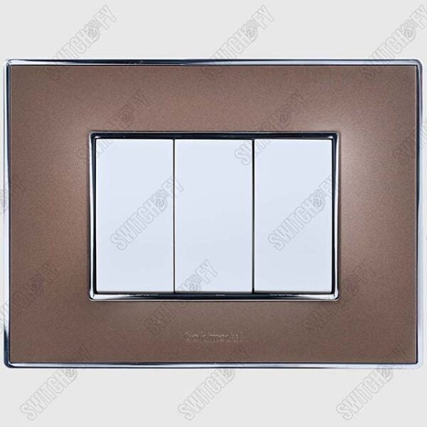 Wega Puppy Brown <br>Nixon White Switch - Image 1