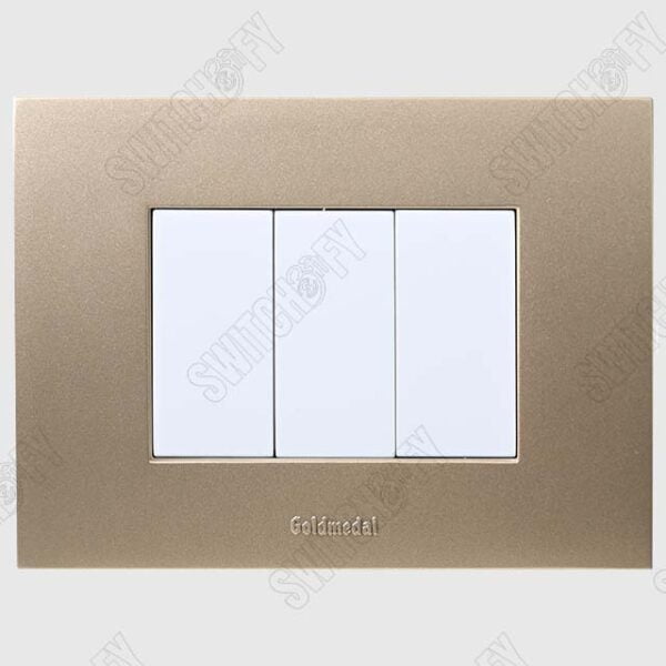 Bella Spirit Gold with Nixon White