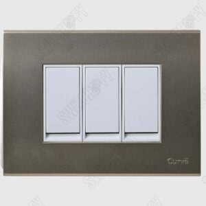 Cristallo Metalik Gold with Nixon Flat White