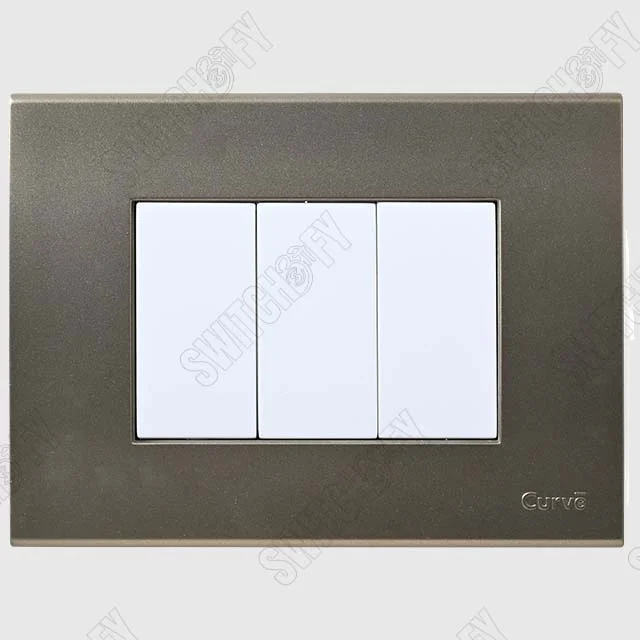 Cristallo Metalik Gold with Nixon White