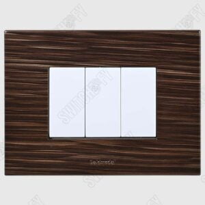 Grazia Italian Expresso with Nixon White