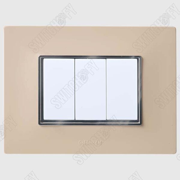 Glassio Ivory Gold with Nixon White