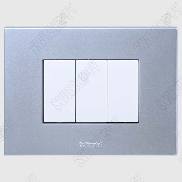 Bella Silver Streak with Nixon White Bella Silver Streak with Nixon White