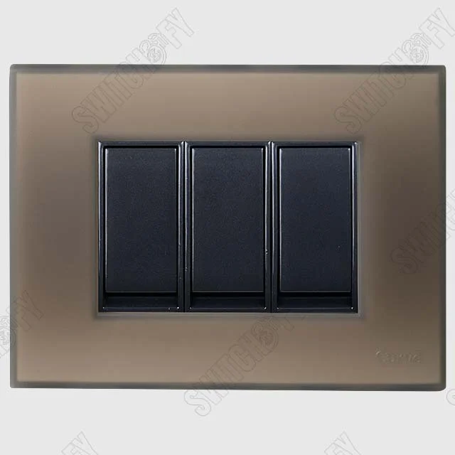 Cristallo Plum Island with Nixon Flat Titanium Grey