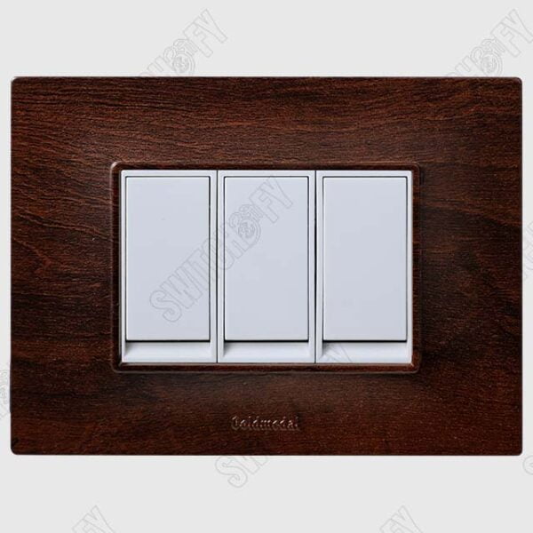 Glassio Black Walnut with Nixon Flat White