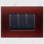 Cristallo Valentine Wine with Nixon Flat Titanium Grey