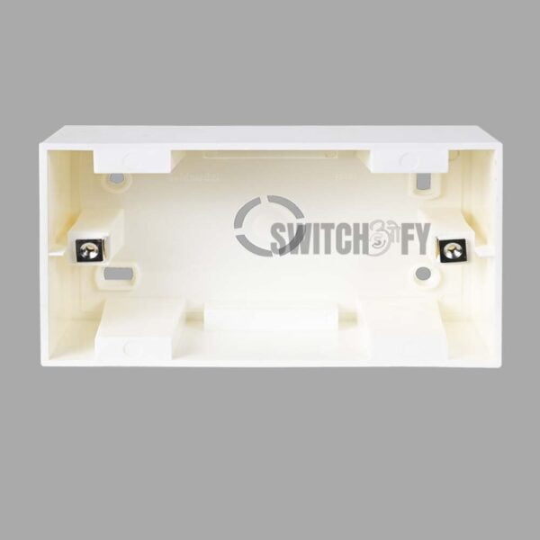 6 Module surface box